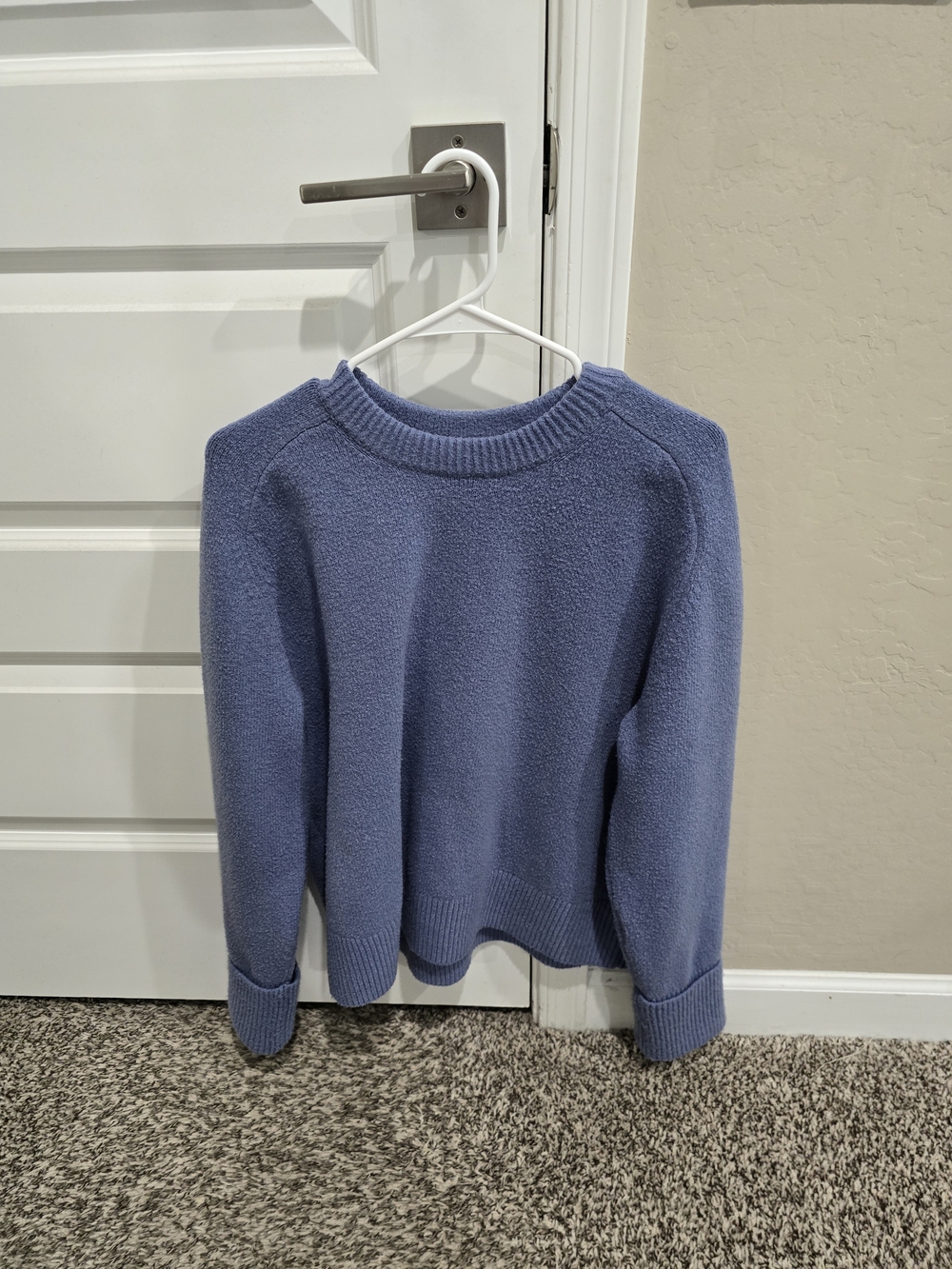Abercrombie & Fitch Lavender Crew Neck Sweater